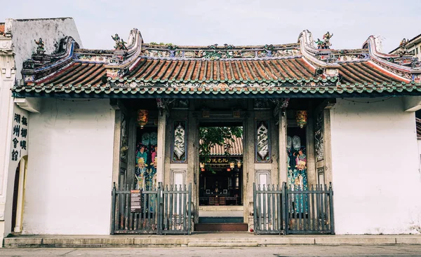 马来西亚佐治城的中国庙宇 — 图库照片