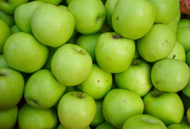 Green apples at rural market 