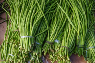 Kırsal pazarda satılık fasulye 