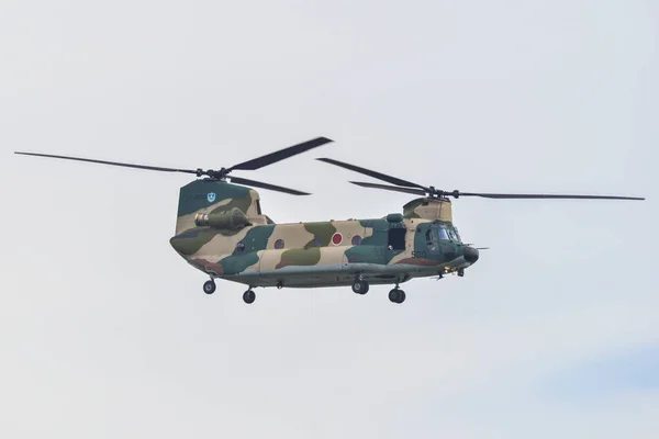 Kawasaki ch-47j Chinook Hubschrauber — Stockfoto