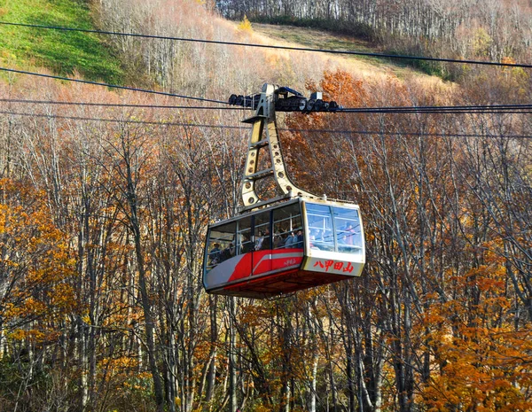 Hakkoda Ropeway με φθινοπωρινά δέντρα — Φωτογραφία Αρχείου