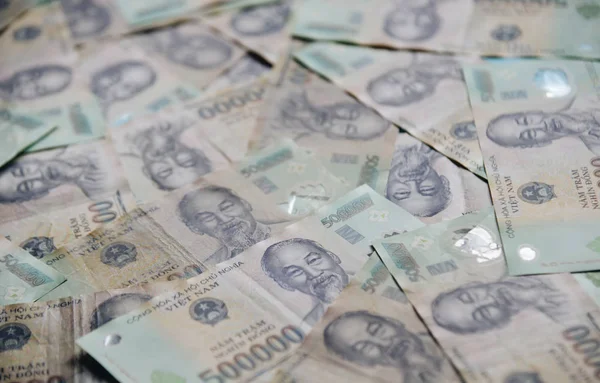 Вьетнамские бумажные деньги 500,000 VND — стоковое фото