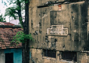 Binh Loi Tren İstasyonunun Eski Duvarı 