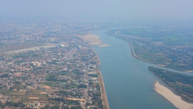 Vientiane 'in havadan görünüşü, Laos PDR. Vientiane, Mekong Nehri kıyısındaki Laos 'un başkenti ve en büyük şehridir..