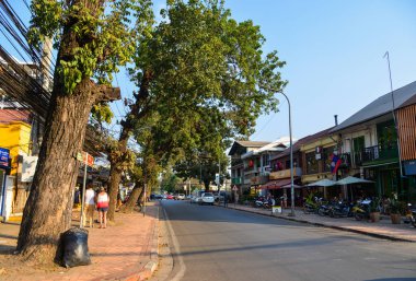 Vientiane, Laos - 29 Ocak 2020. Vientiane, Laos 'taki eski şehrin manzarası. Vientiane, Mekong Nehri kıyısındaki Laos 'un başkenti ve en büyük şehridir..