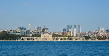 İstanbul, Türkiye - 28 Şubat 2018. İstanbul, Türkiye 'de Boğaz manzarası. İstanbul 'un Avrupa bölgesini İstanbul' un Asya kesiminden ayıran Boğaz.