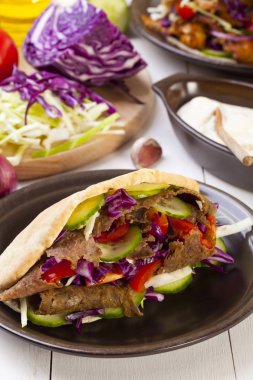 Çörek sığır eti kebabı