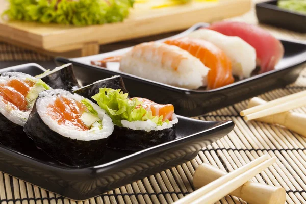 Sammansättningen av sushi — Stockfoto