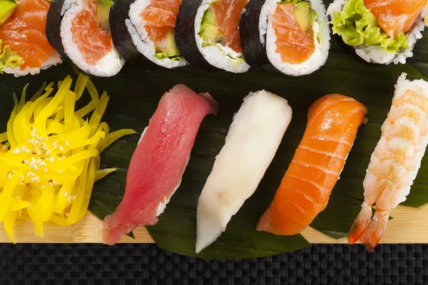 La composizione del sushi nigiri — Foto Stock