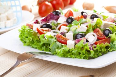 Taze Yunan salatası