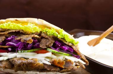 Çörek sığır eti kebabı