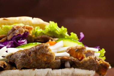 Çörek sığır eti kebabı