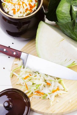 Asitleme için taze lahana