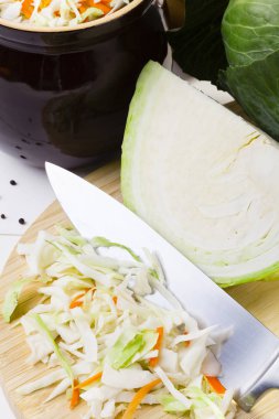 Asitleme için taze lahana