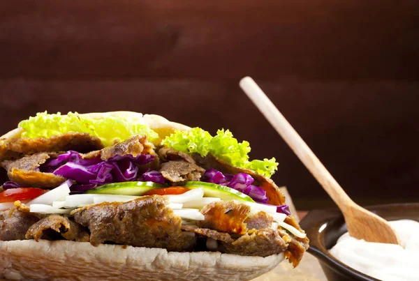 Çörek sığır eti kebabı