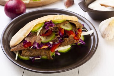 Çörek sığır eti kebabı