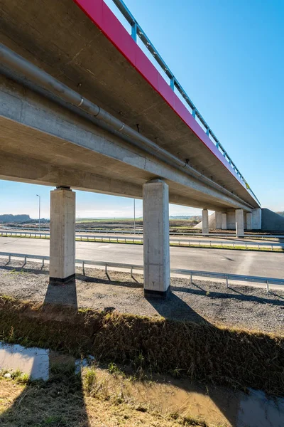 Ponte sulla strada — Foto Stock