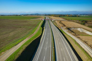 Yeni yol inşaat site havadan görünümü