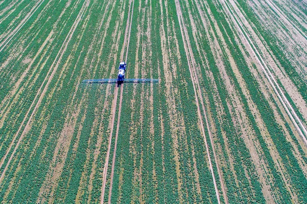 Vista aérea del tractor — Foto de Stock