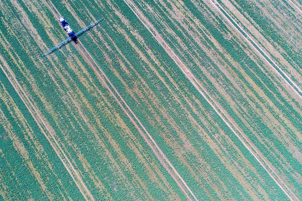 Vista aérea do tractor — Fotografia de Stock