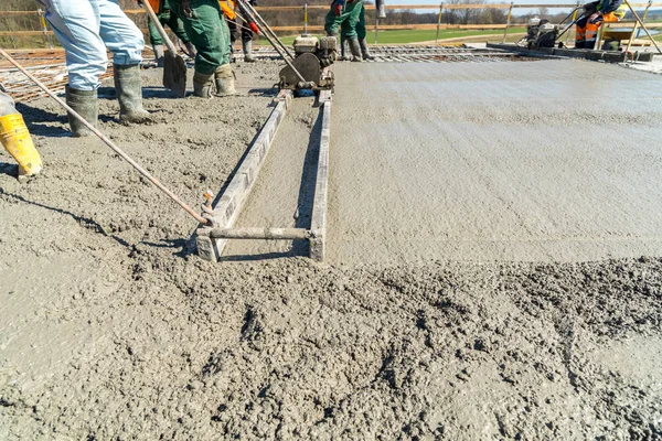 Concrete pouring on the construction site — Stock Photo, Image