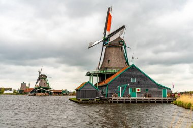 Eski tarihi yel değirmenleri