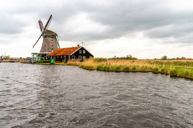 Eski tarihi yel değirmenleri