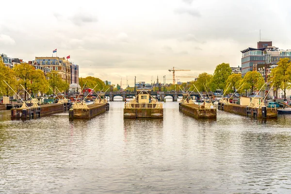 Eski Tarihi Amsterdam Büyük Görünüm — Stok fotoğraf