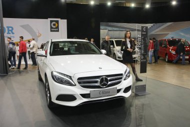 Mercedes Belgrad araba gösterisi