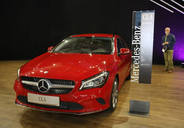 Mercedes Belgrad araba gösterisi