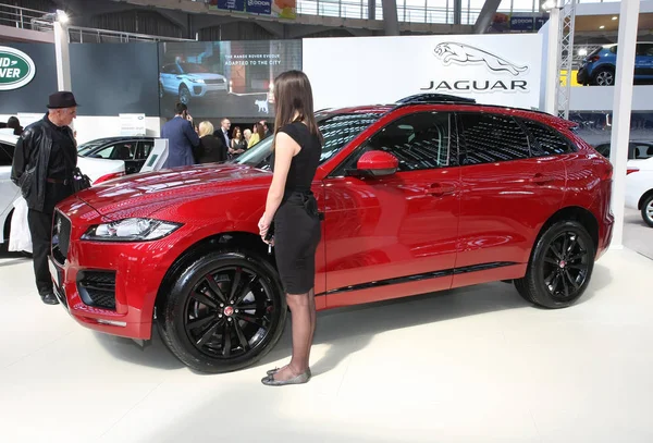 Jaguar en Belgrado Car Show — Foto de Stock