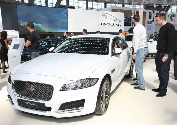 Jaguar en Belgrado Car Show — Foto de Stock