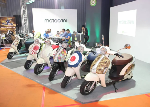 Elevtric scooters at Belgrade Car Show — Stock Photo, Image