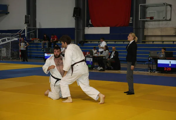 Lutadores em judo match — Fotografia de Stock
