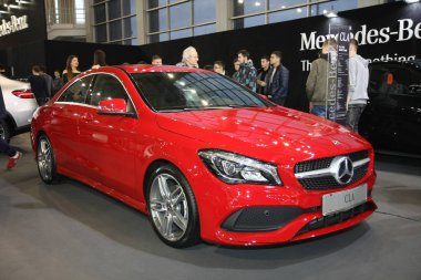 Mercedes Belgrad araba gösterisi