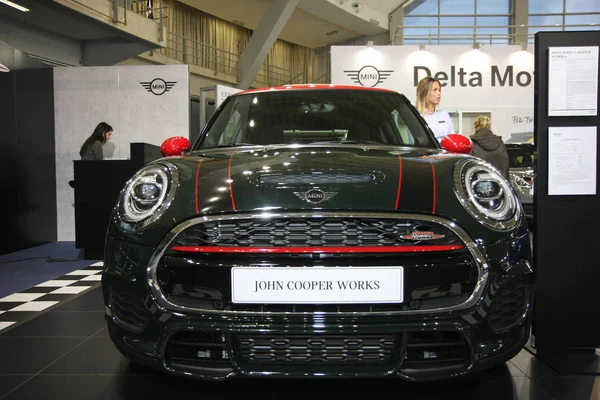 Mini Cooper på Belgrad bilutställning — Stockfoto