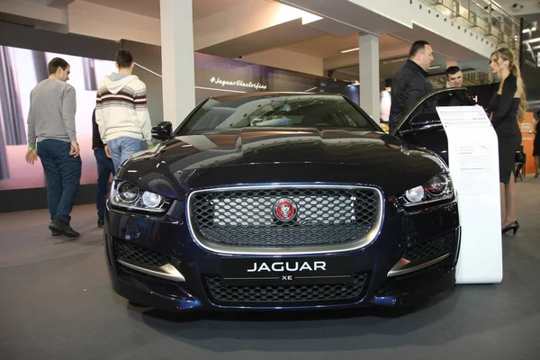 Jaguar på Belgrad bilshow — Stockfoto