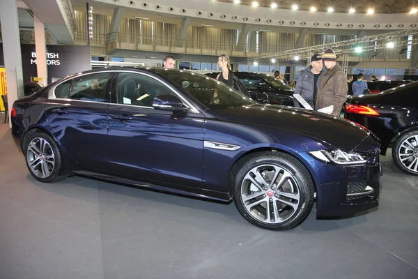 Jaguar op Belgrado Auto Show — Stockfoto