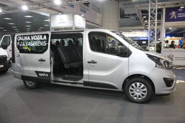 Opel Belgrad araba gösterisi