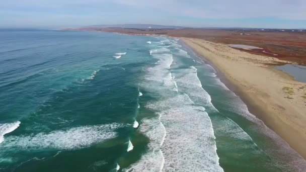 Survol de l'océan Vue Aérienne — Video