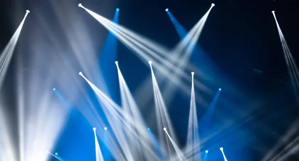 Stage lights on concert. Lighting equipment — Stock Photo, Image