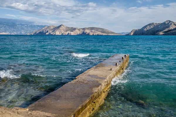 Bescanuova, deniz manzara, Krk. Hırvatistan Adası
