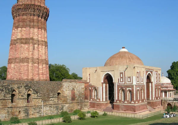 Yeni Delhi, Hindistan Qutb Minar anıt — Stok fotoğraf