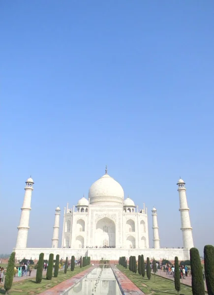 Taj Mahal mauzoleum v Ágra, Indie — Stock fotografie