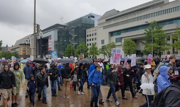 WASHINGTON DC - 22 DE ABRIL DE 2017 Marcha por la Ciencia — Foto de Stock