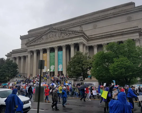 WASHINGTON DC - 22 DE ABRIL DE 2017 Marcha por la Ciencia — Foto de Stock