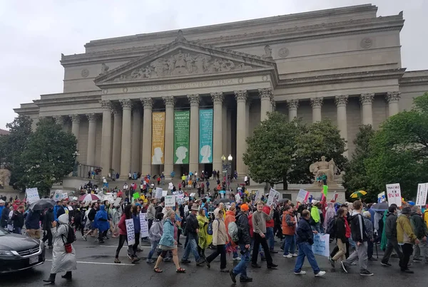 WASHINGTON DC - 22 DE ABRIL DE 2017 Marcha por la Ciencia — Foto de Stock