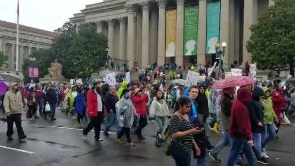 WASHINGTON DC - 22 DE ABRIL DE 2017 Marcha por la Ciencia — Vídeo de stock