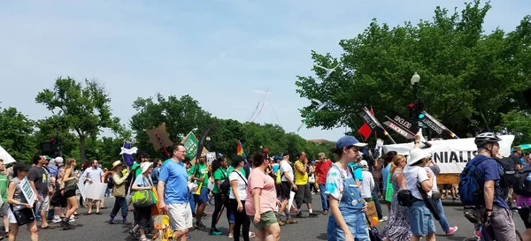 WASHINGTON DC - 29 de abril de 2017 Movimiento Climático de los Pueblos — Foto de Stock