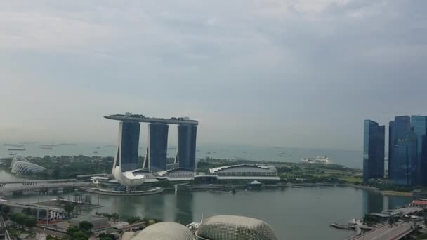 SINGAPUR - 6 de mayo de 2017: Panorama a través de la Bahía Marina — Vídeos de Stock
